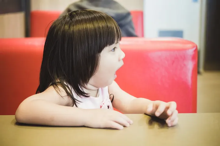 Child Phone Addiction: 7 Proven Strategies for Parents