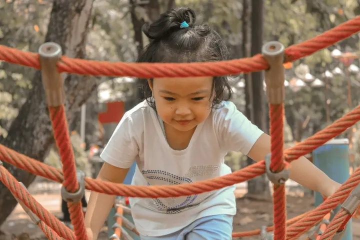 Help Your Child Make Friends: 7 Proven Strategies