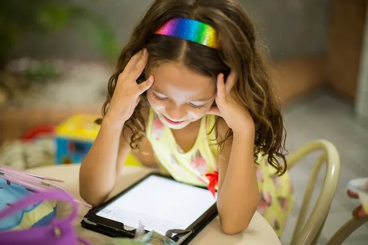 5 Signs of Video Game Addiction in Children